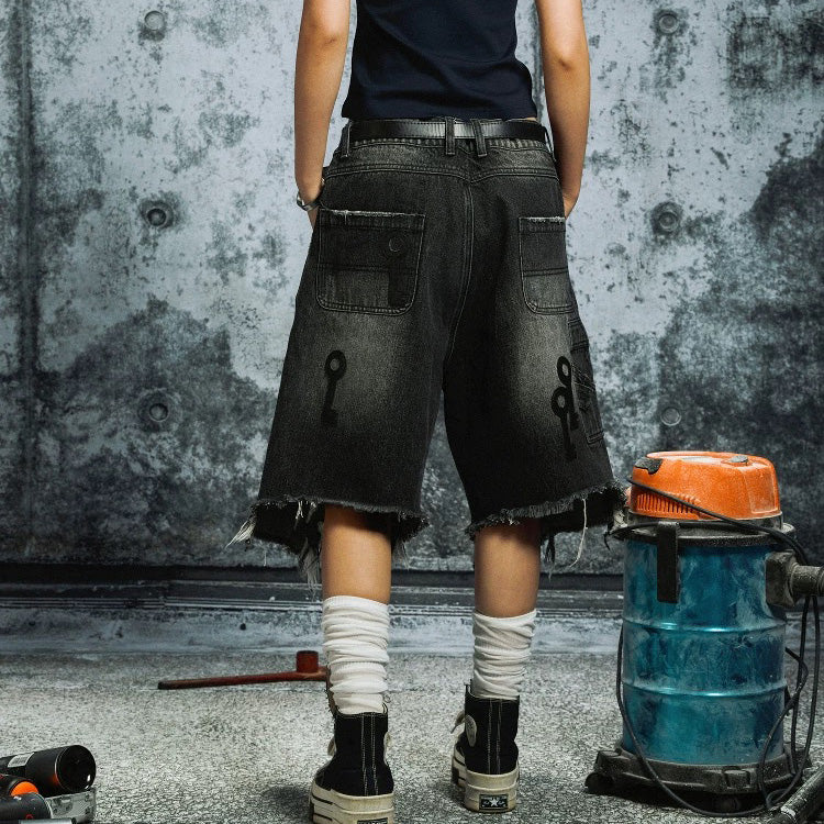 BANG | KEY PATCH RAW-EDGE CROPPED DENIM SHORTS